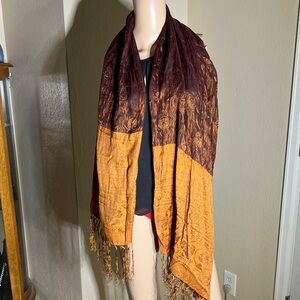 Elegant Burgundy and Gold Scarf